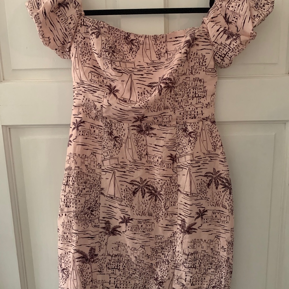 Astar the label Raina Blossom Tropical Print Pink of the shoulder Dress M